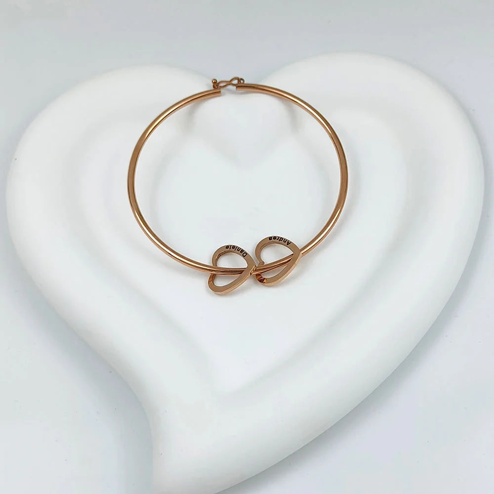 Bracelet Coeurs Unis Jusqu'à 9 Prénoms